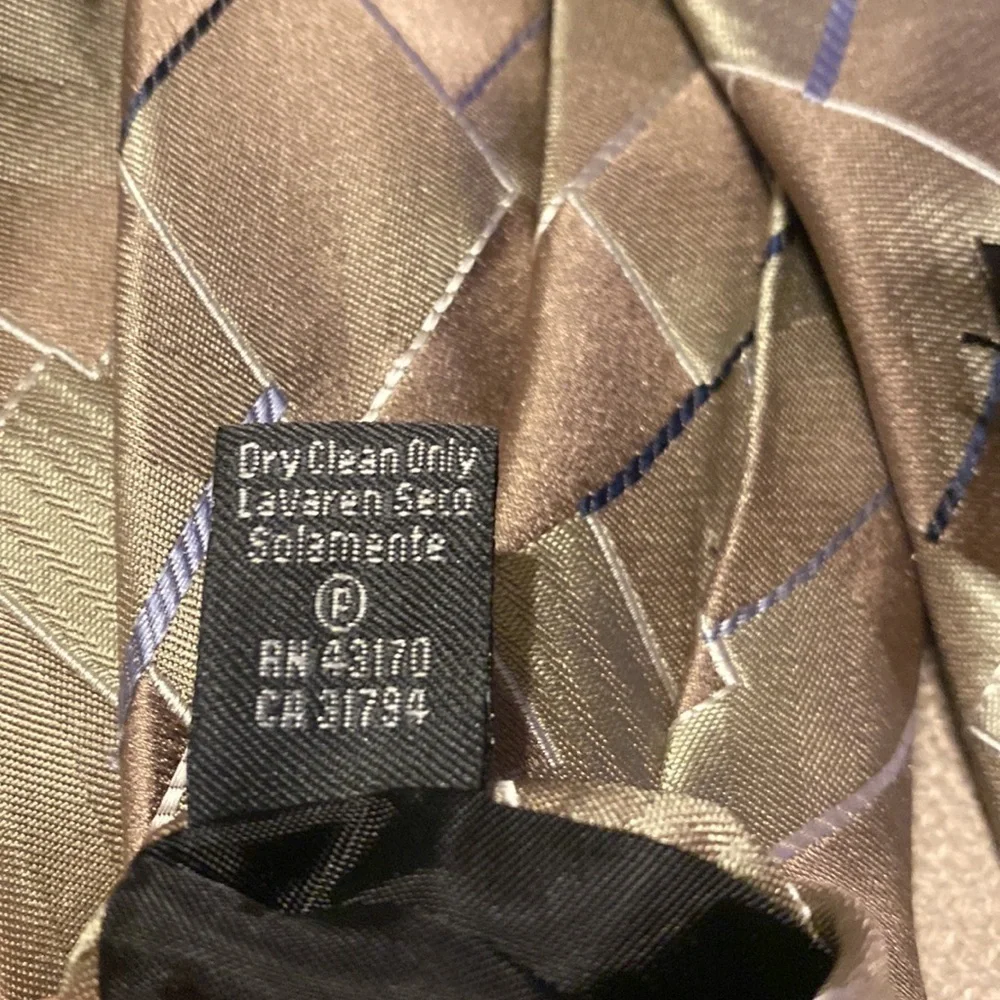 MEN’S tie